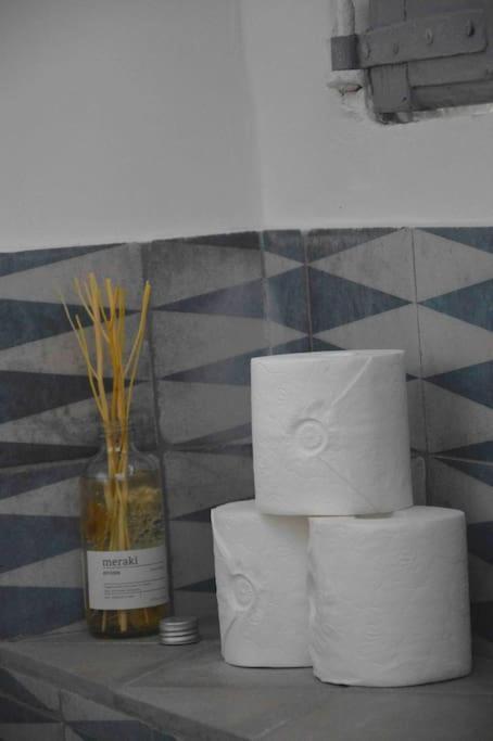 La Loge Familiale: 110M2, Place Rose Goudard, Ac L'Isle-sur-la-Sorgue Kültér fotó