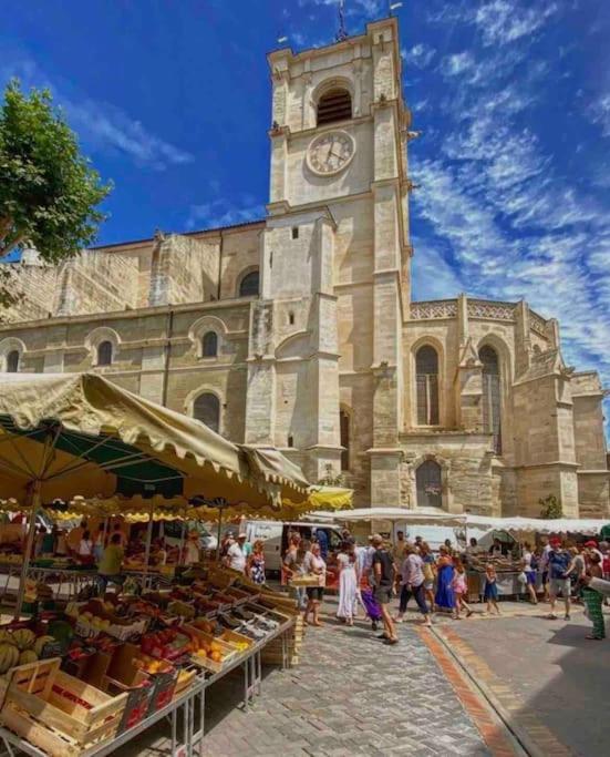 La Loge Familiale: 110M2, Place Rose Goudard, Ac L'Isle-sur-la-Sorgue Kültér fotó