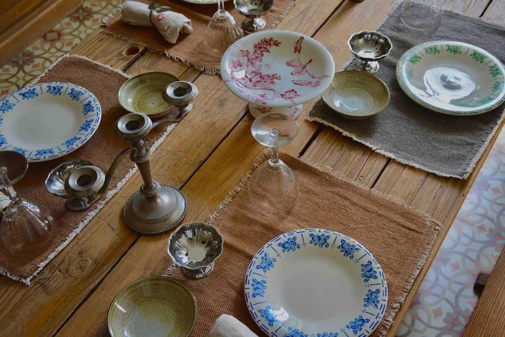 La Loge Familiale: 110M2, Place Rose Goudard, Ac L'Isle-sur-la-Sorgue Kültér fotó
